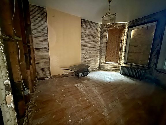 5th image of 3430 W Flournoy St