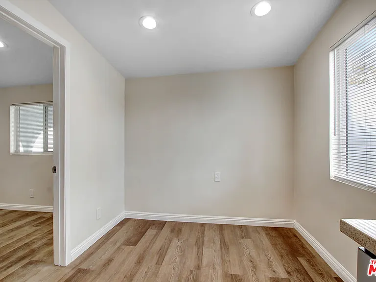 1404 Hollister St — Photo 5