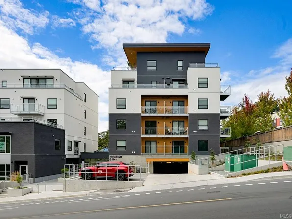 610 Lampson St #504, Esquimalt, BC V9A 6A1