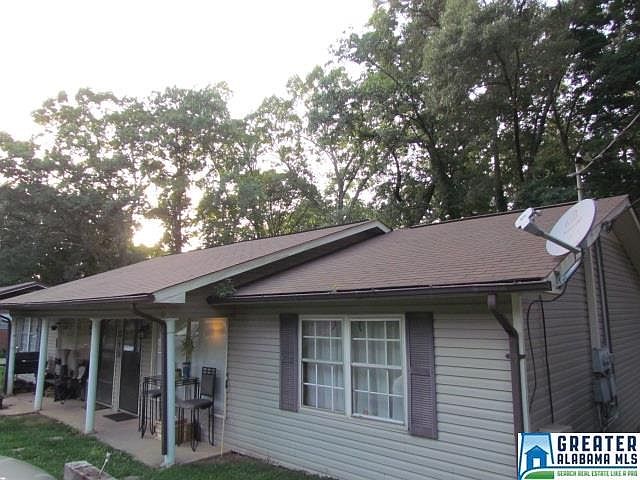 1st image of 915 W 56th #A