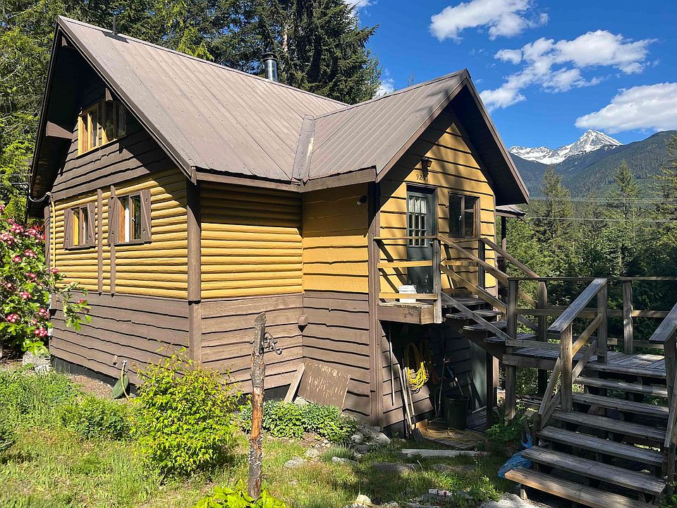 1st image of 9291 Emerald Dr