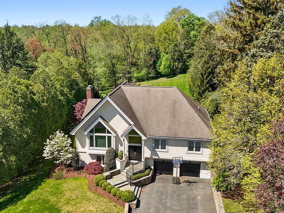 1st image of 33 Hillandale Road