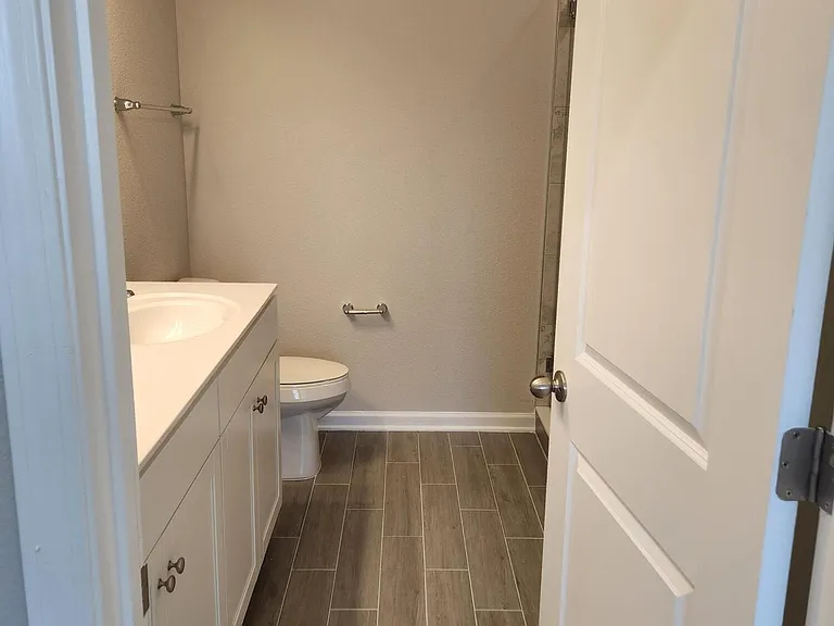 118 Pinebury Lane St — Photo 15