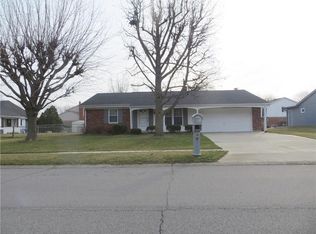 1745 Forsythia Dr, Indianapolis, IN 46219