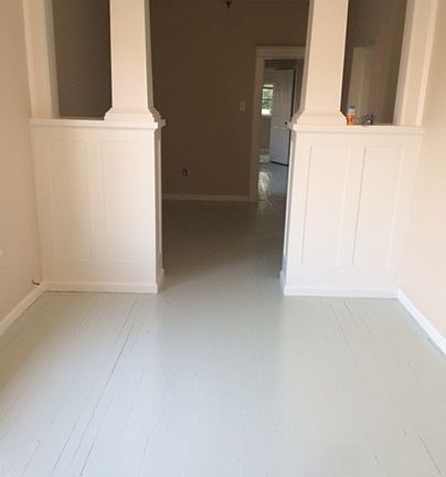 2nd image of 3834 Clematis St