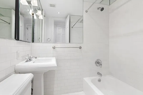 Rented by Cooper & Cooper Real Estate | media 5