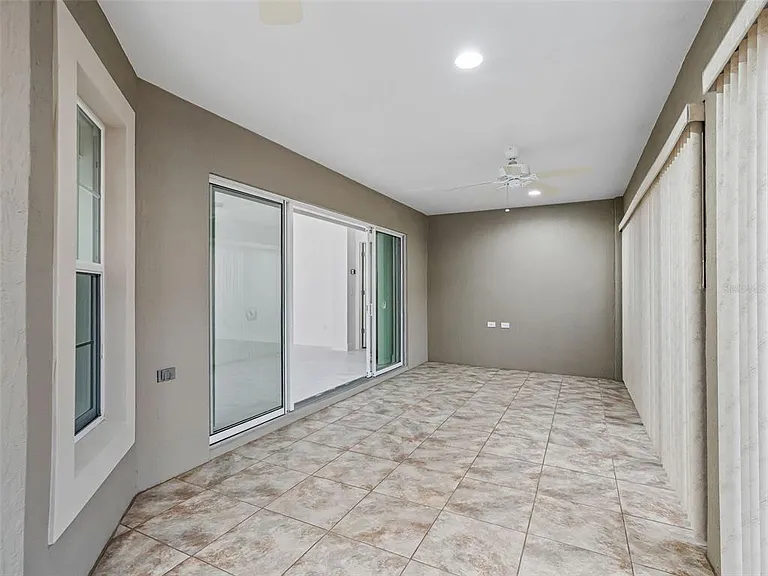 3556 Mistletoe Ct — Photo 49