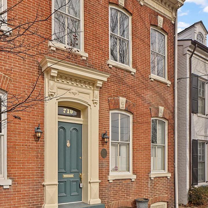 1st image of 719 Gibbon St