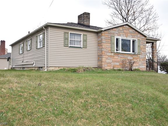 4th image of 189 Center St