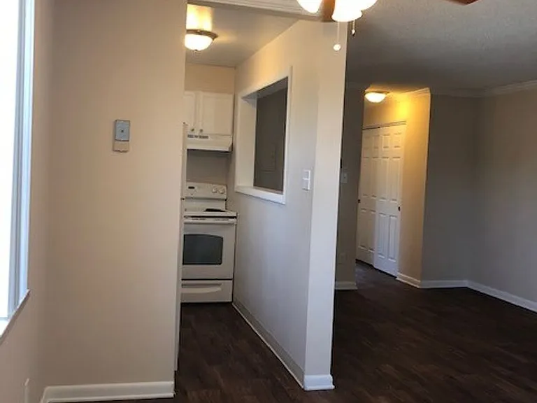 3401 S Marion St — Photo 12