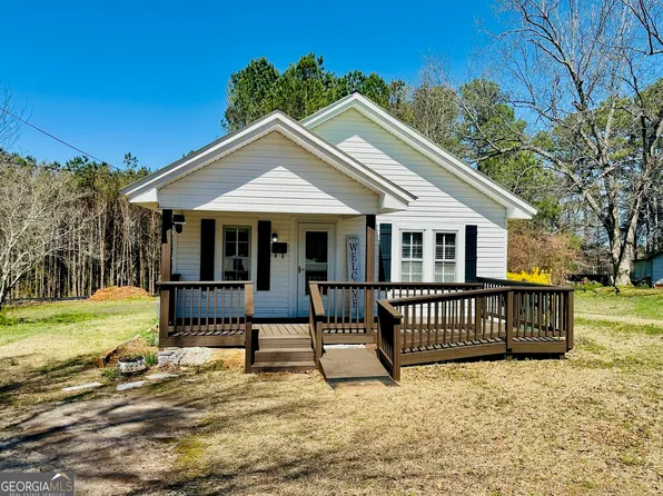 135 Henderson St, Cornelia, GA 30531