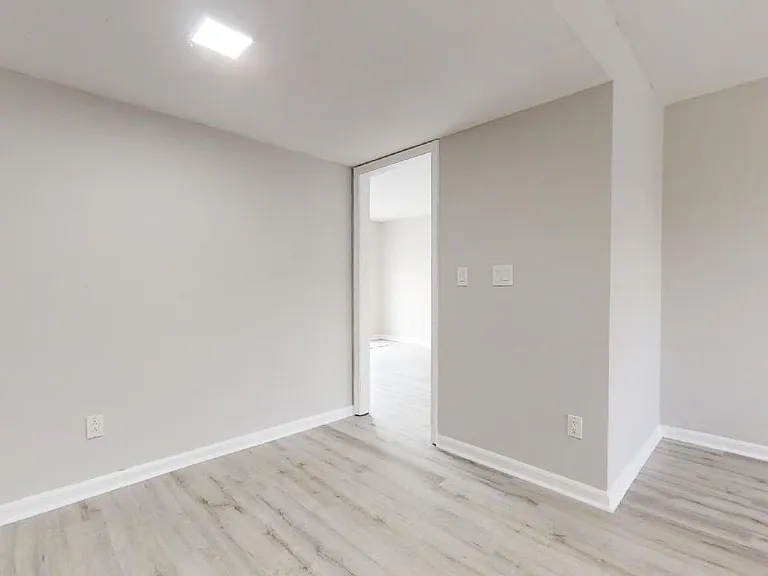 114 Villa Dr — Photo 6