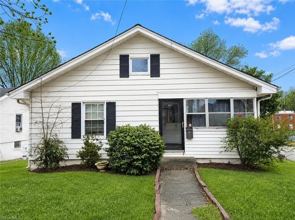 901 Grace Ave, Burlington, NC 27217
