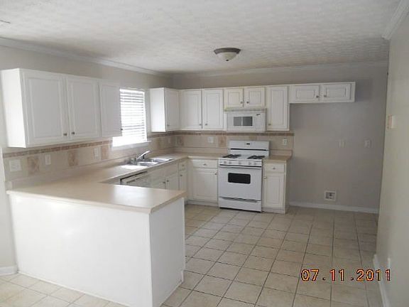 5th image of 12410 Lakeside Pkwy