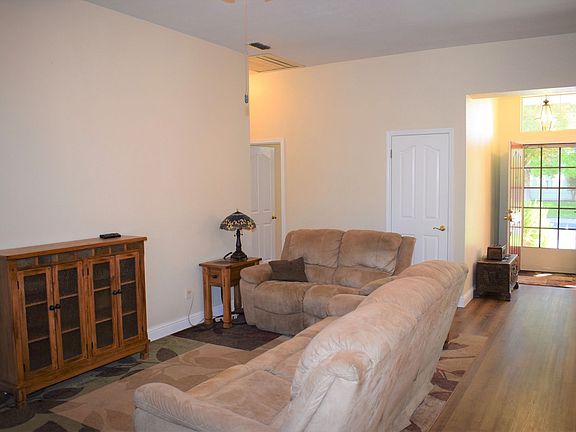 3rd image of 9354 Carrolton Pl