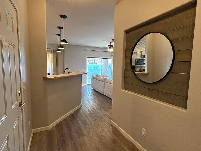 948 E Savannah Dr — Photo 13