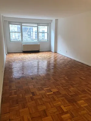 Rented by Hampshire Assets LLC | media 3