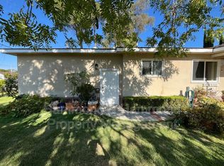 23242 Victory Blvd, Woodland Hills, CA 91367