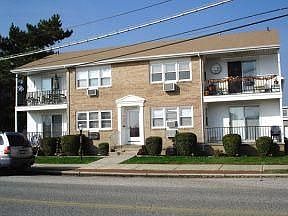 1st image of 1750 Simpson Ave #5