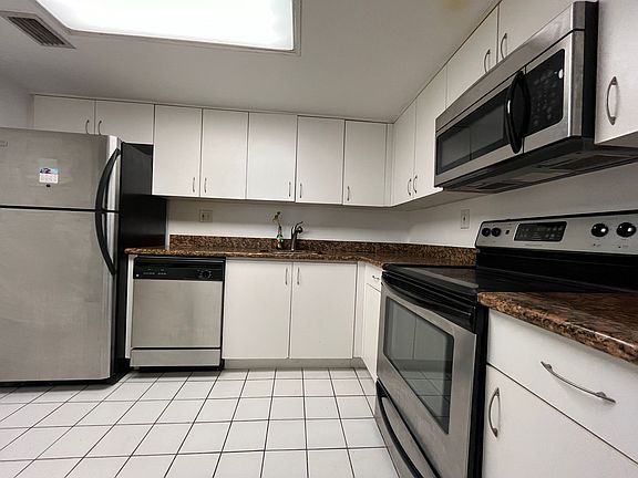 4th image of 3300 NE 192nd St #216-182