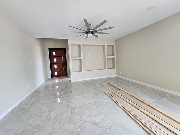 5th image of 1427 El Caporal Dr