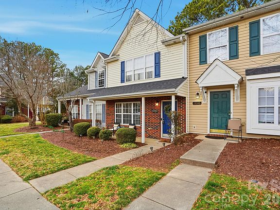 3rd image of 12350 Hennigan Place Ln
