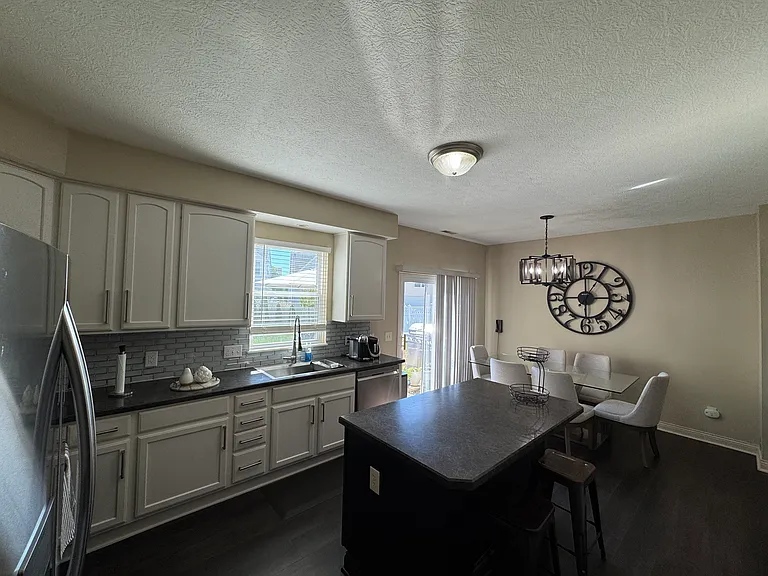5985 Inslee Rd — Photo 7