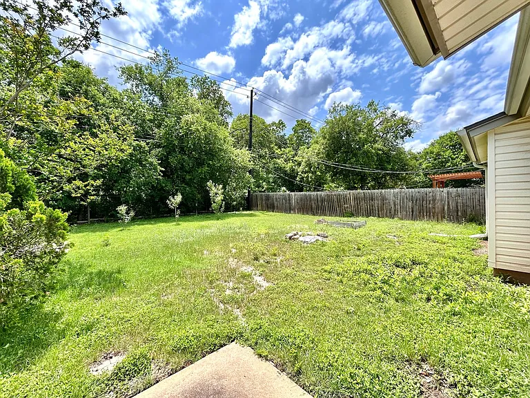 3305 Oak Aly — Photo 20