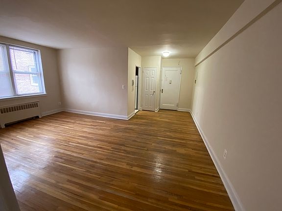 5th image of 143-11 Barclay Ave #44