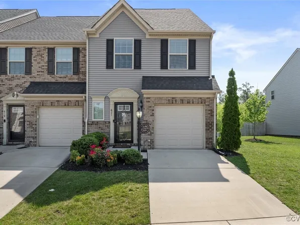 621 Lenten Rose Ln, Richmond, VA 23223