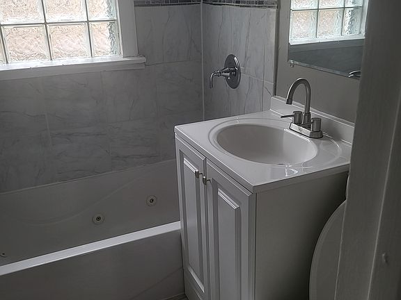 5th image of 14315 S Michigan Ave