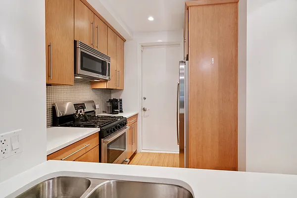 Sold by Keller Williams NYC | media 4