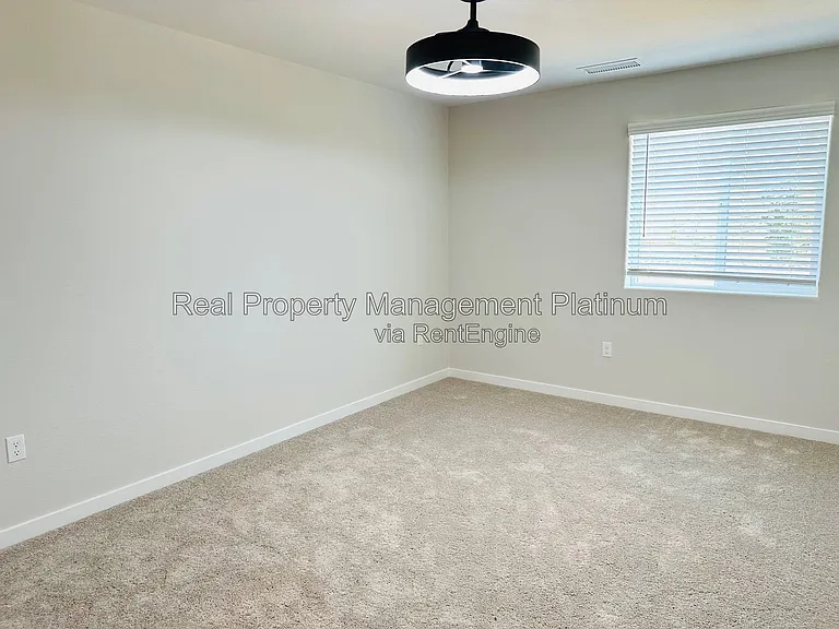 616 Ophelia Ave — Photo 26