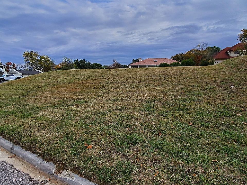 1st image of 3820 Acapulco Ct