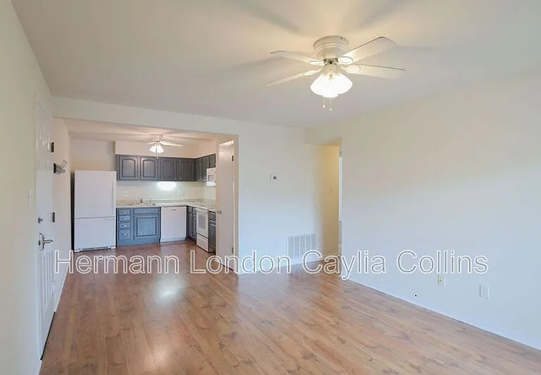 725 Ridgeside Dr #H — Photo 5