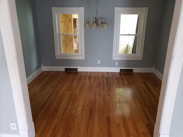 349 Mohawk St — Photo 4