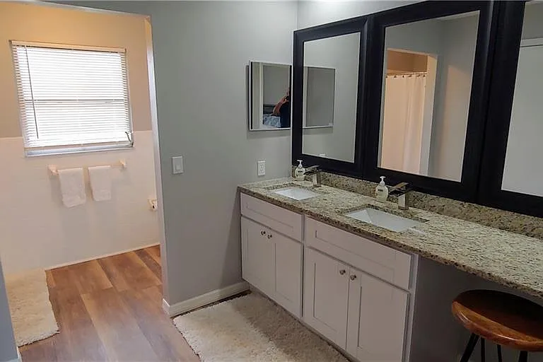 309 Shore T Rd — Photo 9
