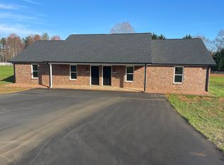 4013 Eugene Dr, Lincolnton, NC 28092