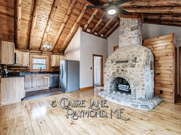 5 Clare Lane, Raymond, ME 04071