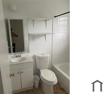 218 NW 9th Ave — Photo 6