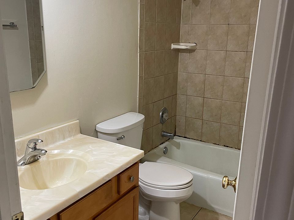 1st image of 12810 Hill Dr APT 3