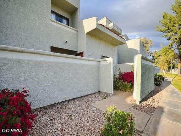 2nd image of 850 S River Dr Unit 1106