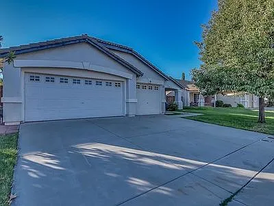 5015 Alee Ln photo 1