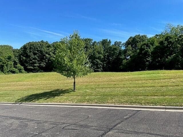 1st image of 104 Apple Valley Ln