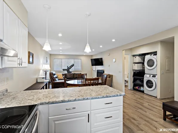 400 E 24th Ave APT 24, Anchorage, AK 99503