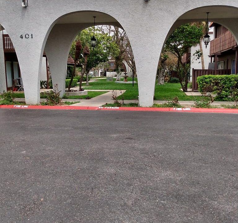 1st image of 401 Boca Chica Blvd APT 604