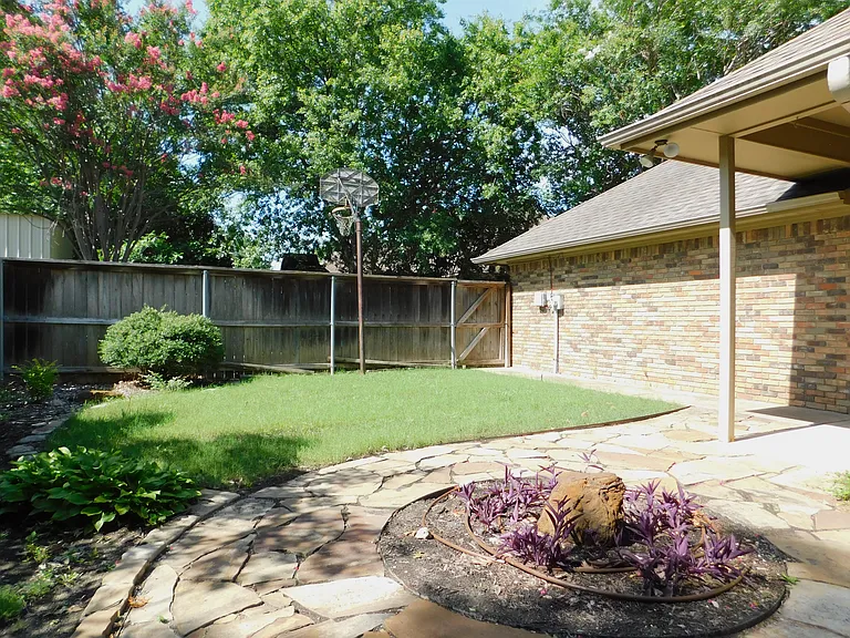 3105 Old North Rd — Photo 42