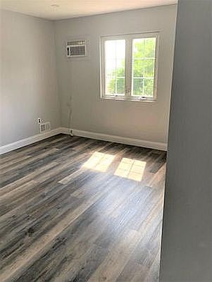3rd image of 362 Melba St #2A