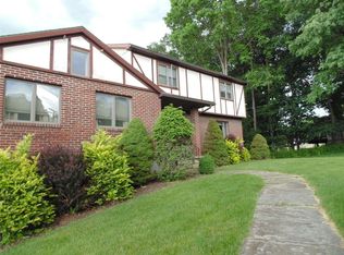 167 Deyo Hill Rd, Johnson City, NY 13790