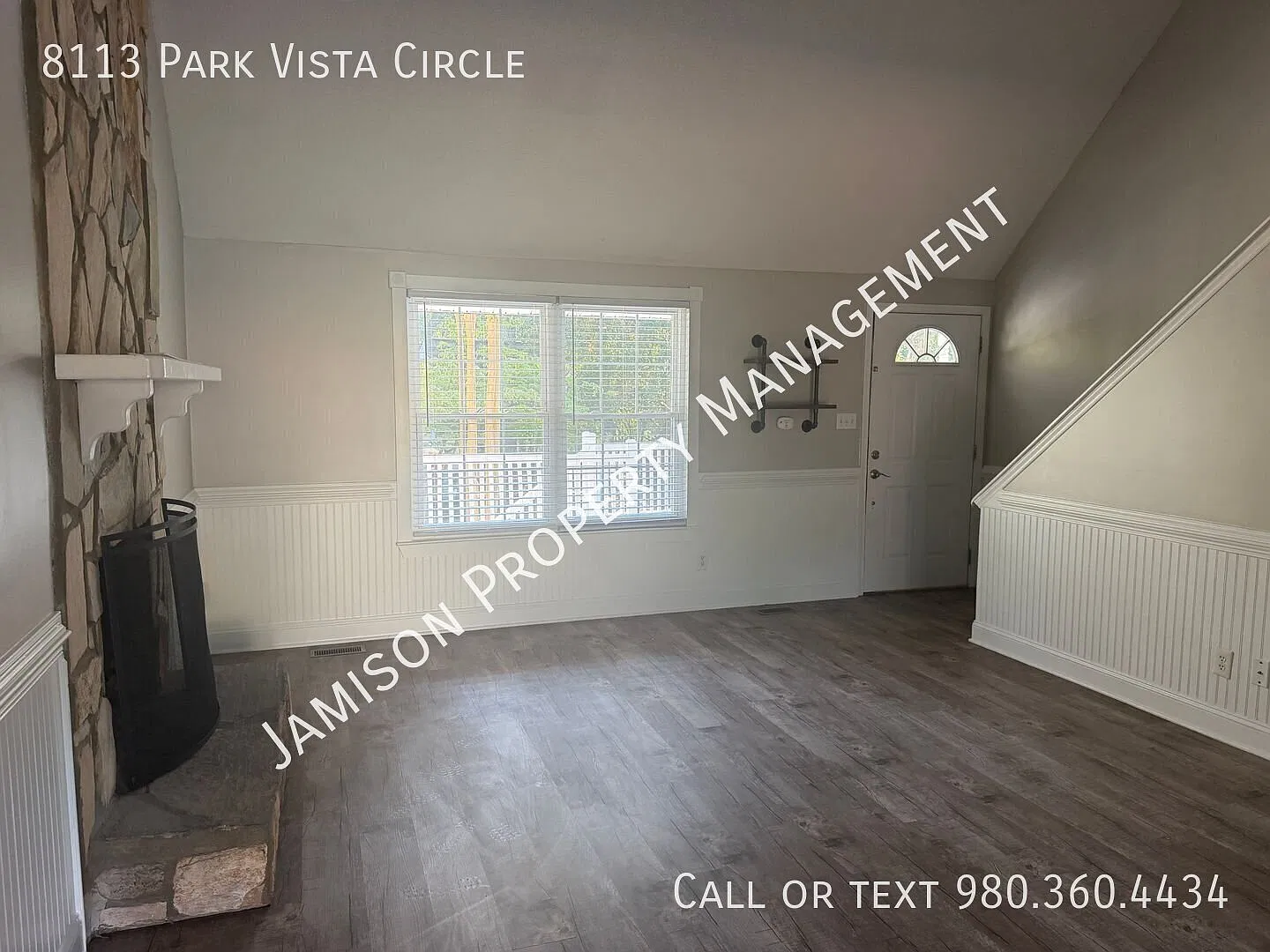 Lovely 3 Bed 2 Bath Home with Primary Down! — Photo 3